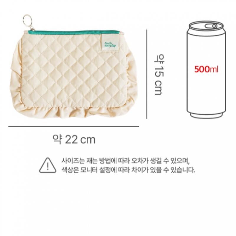Daiso Frill Square Pouch