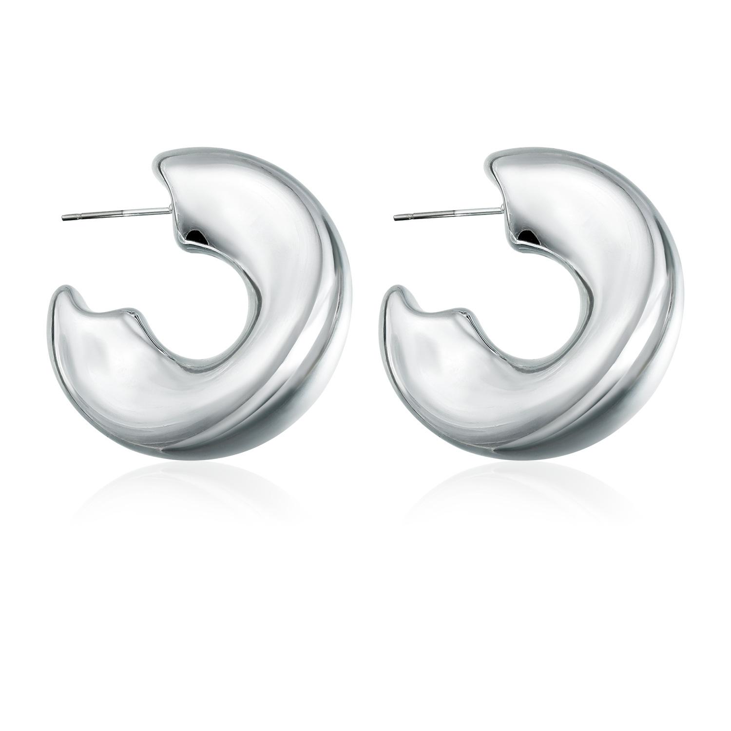 

European and American jewelry ins fashionable simple light luxury versatile c-shaped large earrings symmetrical earrings personalized
