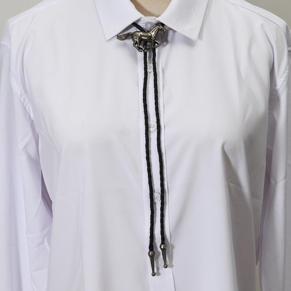 Europäische & Amerikanische Western Cowboy Prancing Horse Anhänger Seilkette mit Legierungs-Bolotie-Kette.