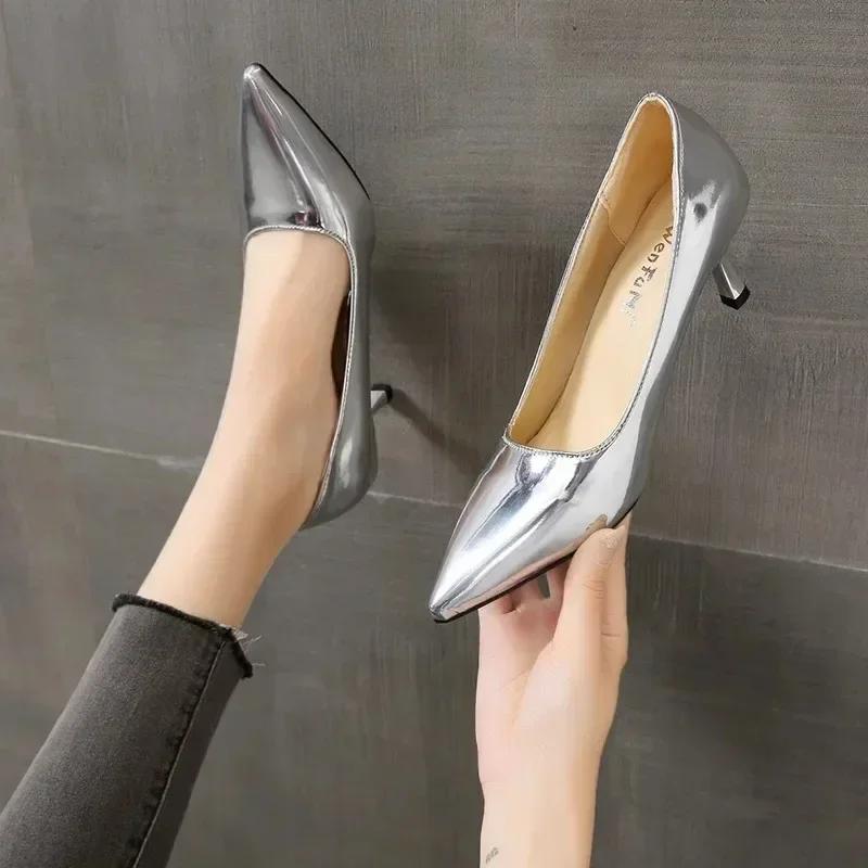 2026 Moda Donna Tacchi Alti in Pelle Verniciata Punta a Punta Oro Argento Tacchi Scarpe Décolleté Donna Matrimonio Scarpe da Sposa Taglie Forti 35-45