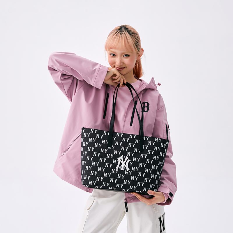 MLB New York Yankees Monogram Polyester Laptop Bag Students Unisex Black Casual 3AORM015N-50BKS