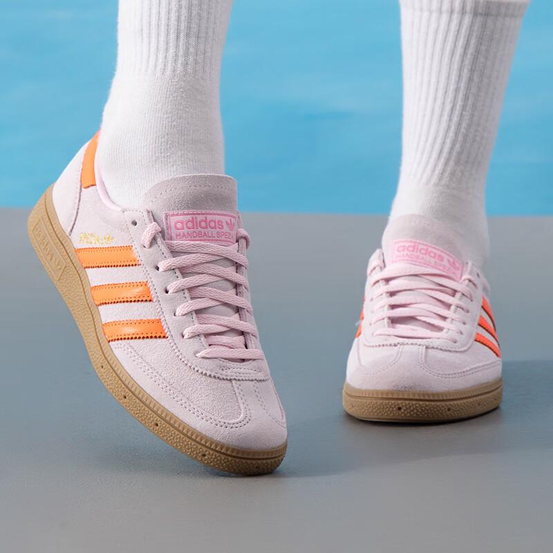 

Adidas Women s JS0250 Casual Shoes 35.5