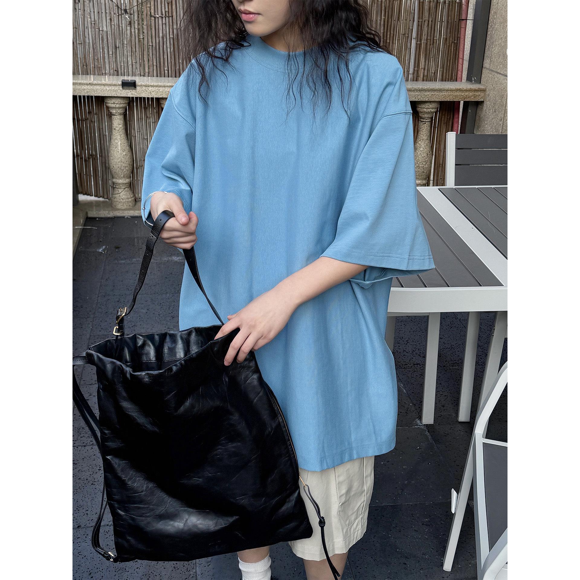 Louvre Spring свободная базовая однотонная футболка с заниженной линией плеч для женщин One Size светло-синий