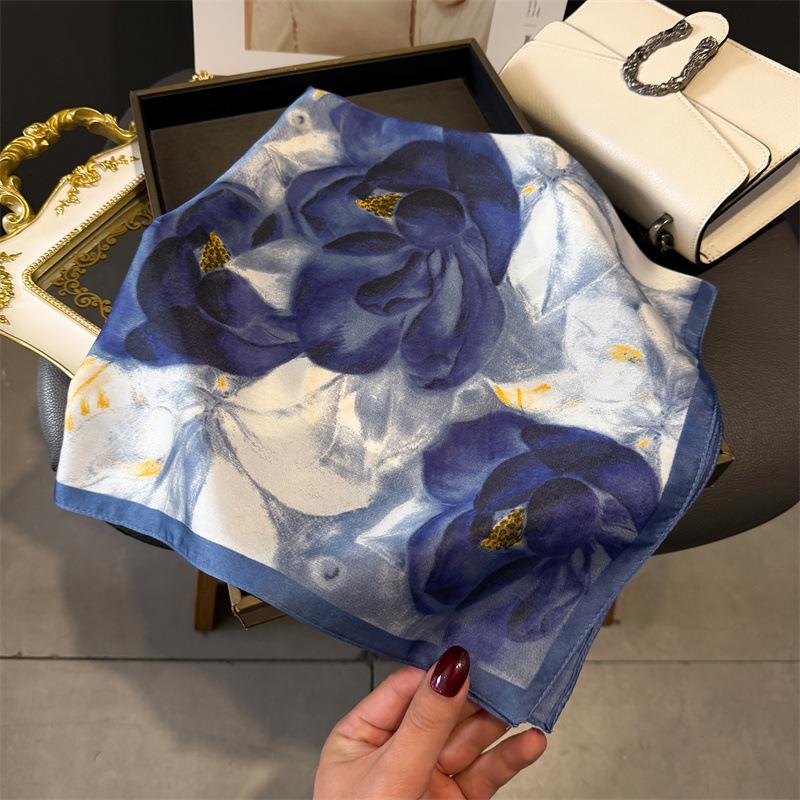 70*70Cm Designer Print Scarf Women Silk Scarves Bandana Hijab Neckerchief Shawl Kerchief Summer Hair Band Foulard Lady Luxury
