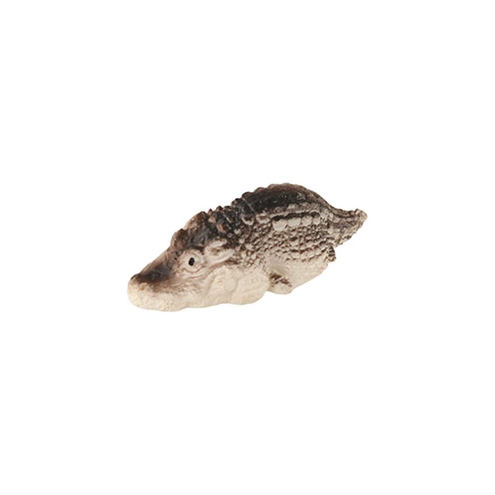 Resin Pet Figurine Lovely Crocodile Miniatures Handmade Pet Model Tea Lovers