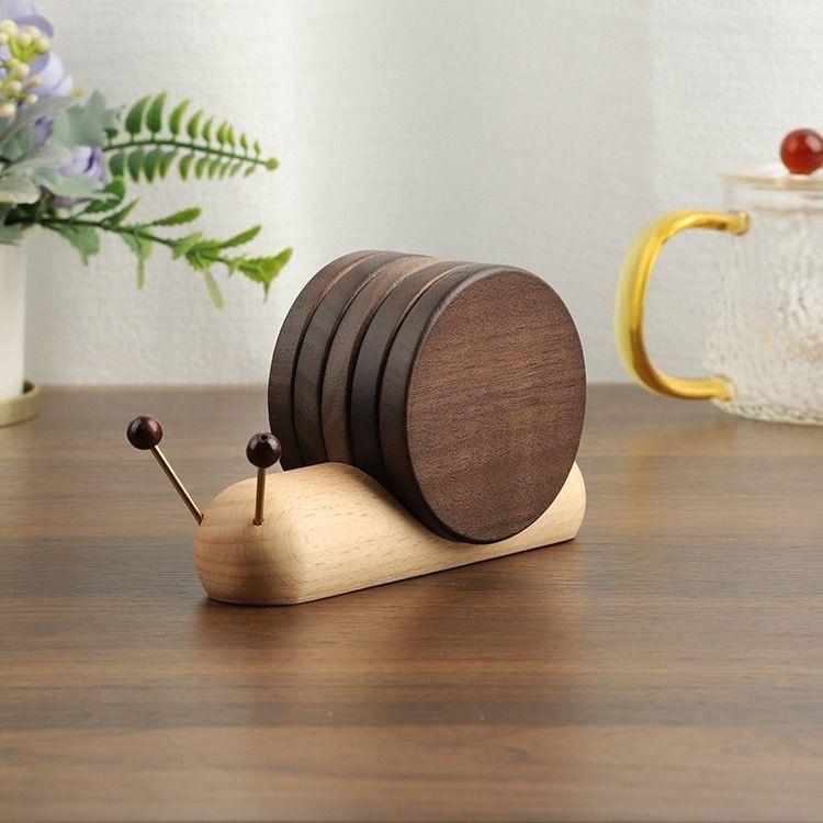 Snail Themed Wooden Coaster Set, Magnetic Hot Pot Holder Pad, Heat Resistant Desktop Decor, Creative Tabletop Accessories,