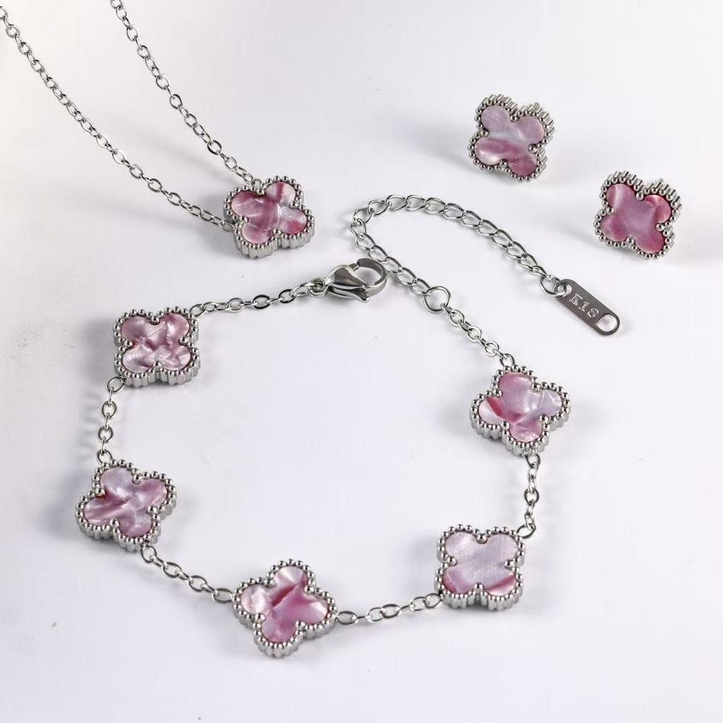 3PCS Fashionable Titanium Steel Clover Necklace Bracelet Earrings, Luxurious Valentine's Day Mother's Day Gift