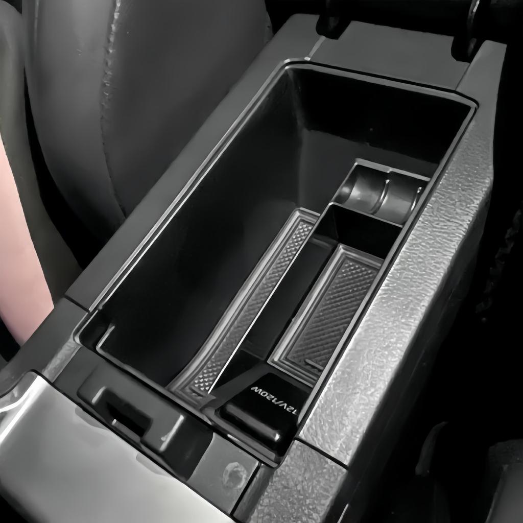 Car LHD Armrest Storage Box For Toyota Yaris Cross 2024 2025 Fashion Interior Modification Central Control Storage Accessories
