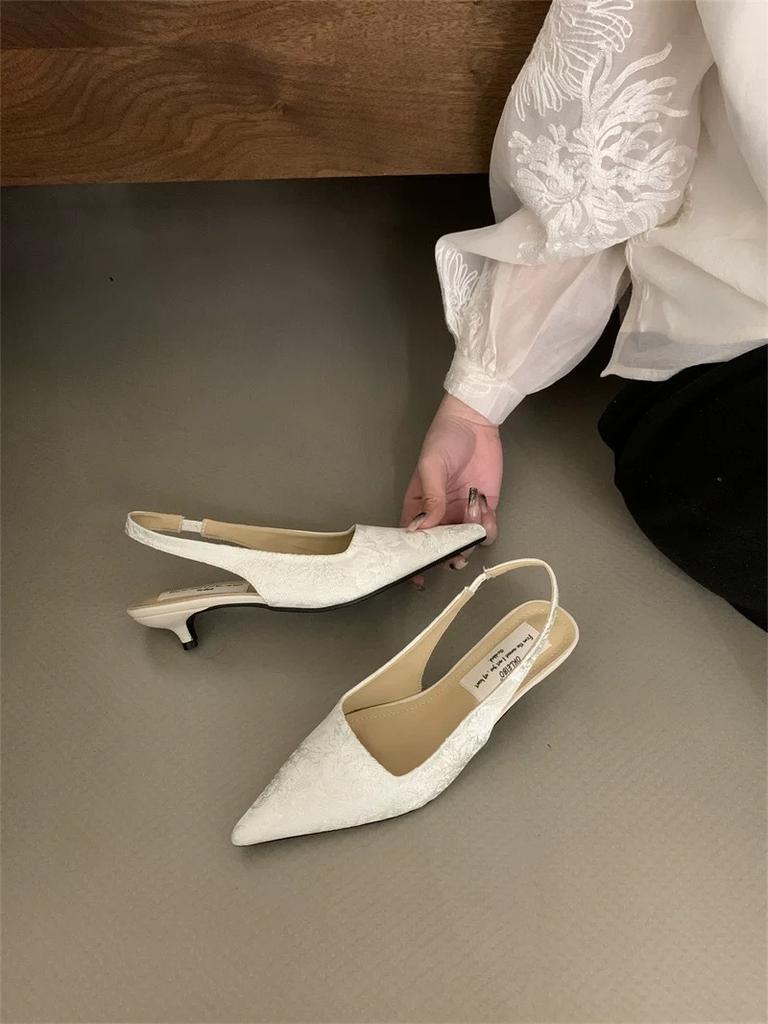 French Evening High-heeled Retro Pointed Sandals Women's Shoes Summer 2025 New Chinese Beautiful Bag Head Sandals