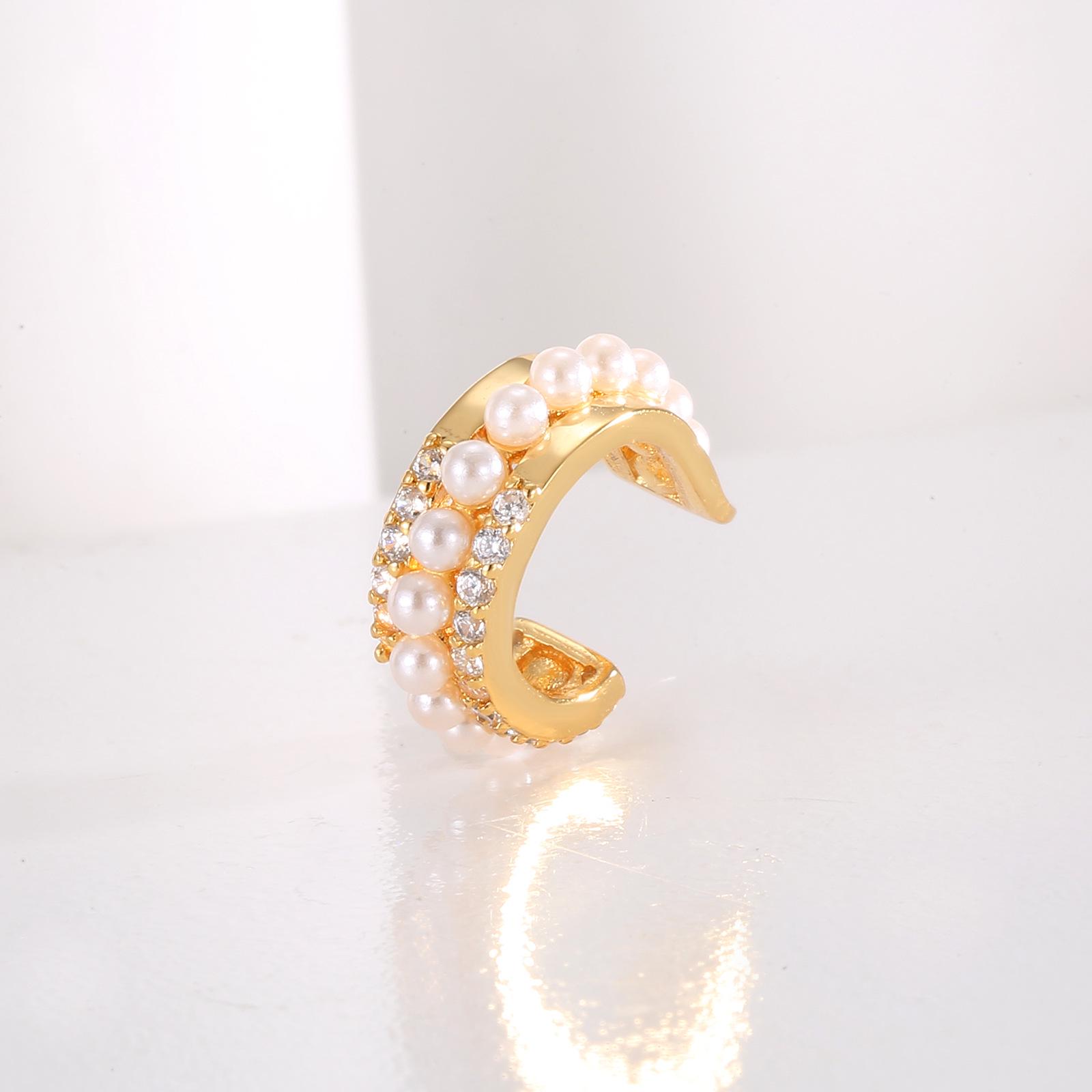 

Элегантные ретро-серьги-клипсы с бриллиантами: Шикарный холодный стиль, уникальный дизайн для женщин