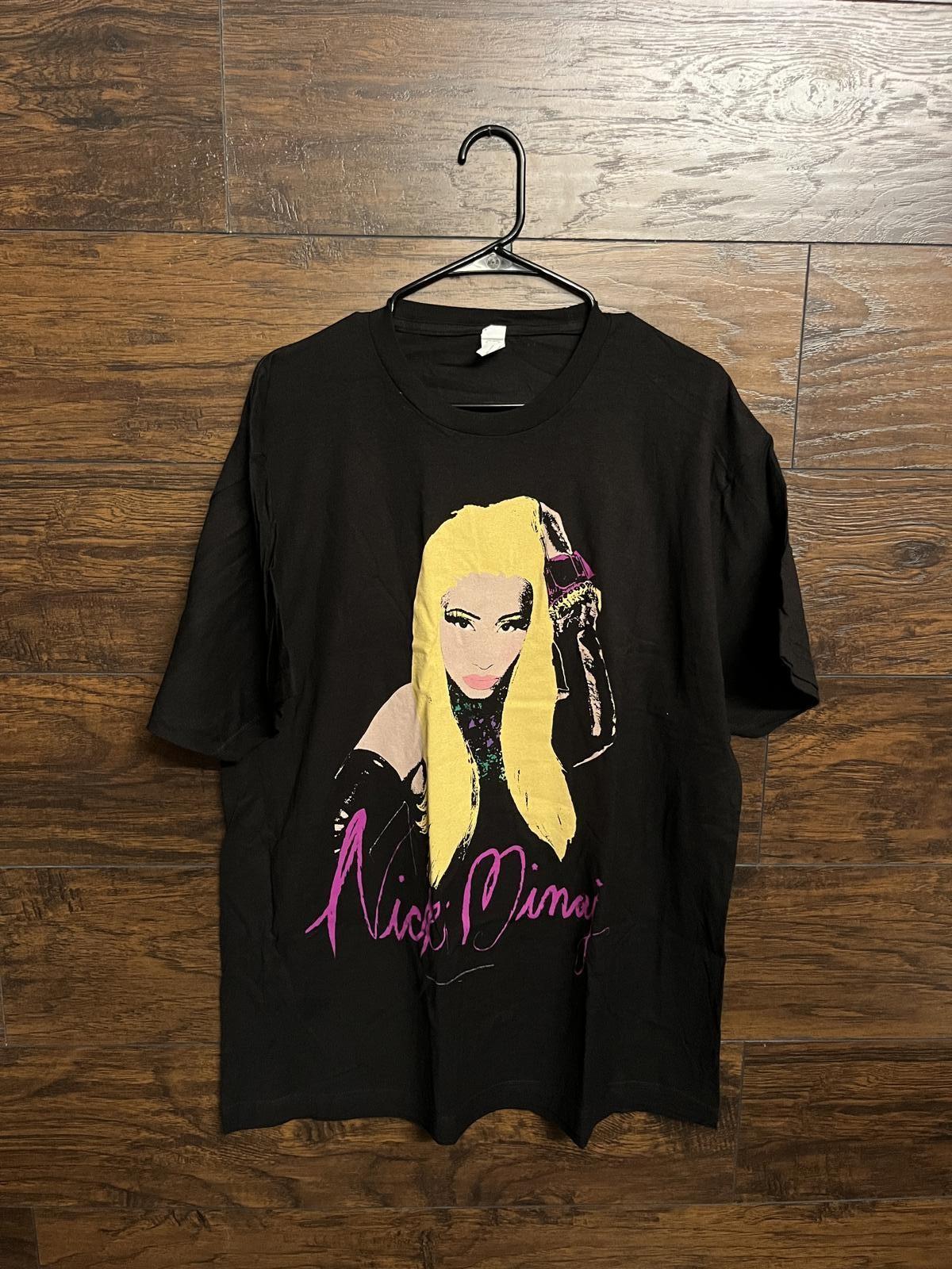 Nicki Minaj T-shirt - World Tour 2012 Pink Friday Tour - XL XXXL