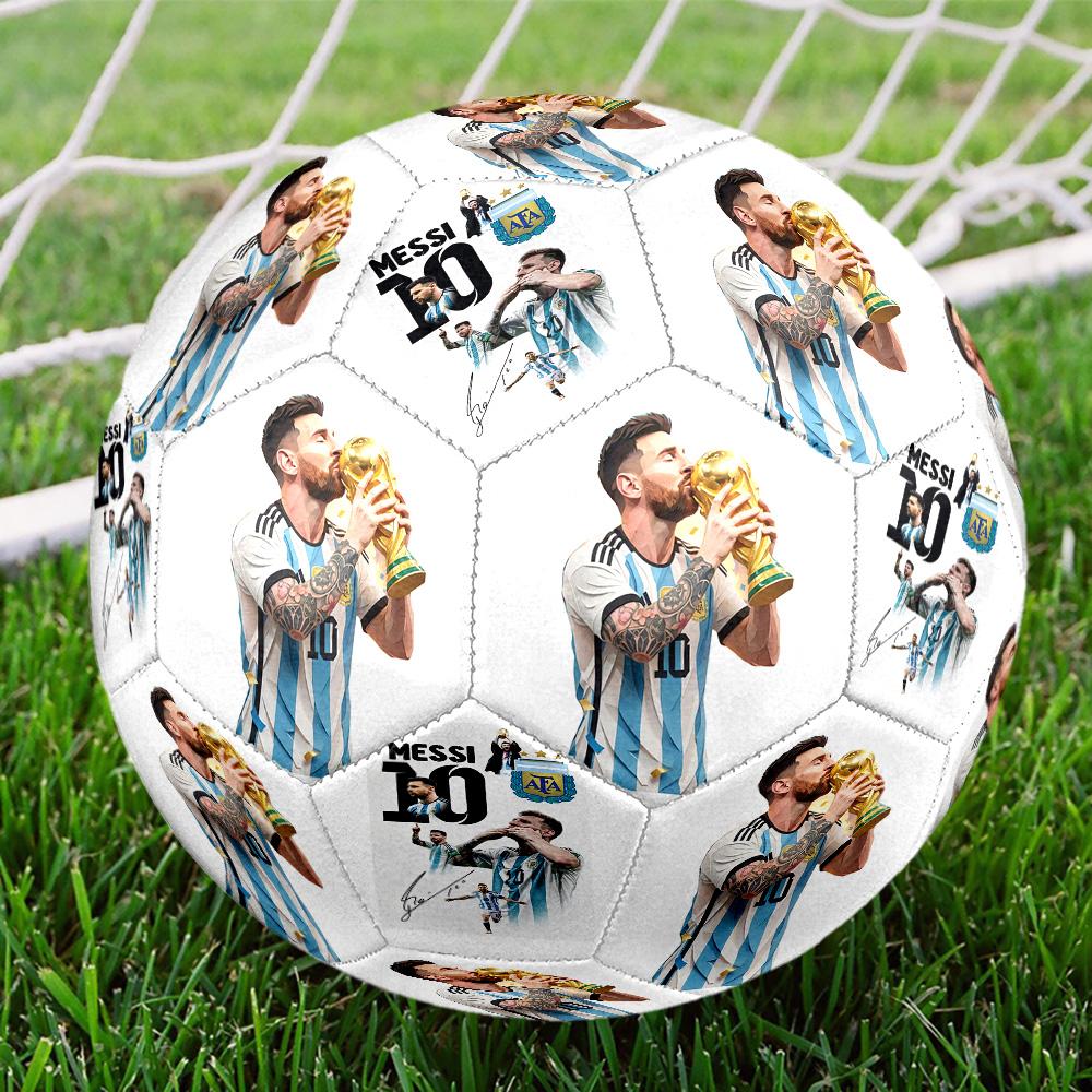 Messi Und Sein Signatur-Fußball Größe 5 Maschinengenäht Indoor/Outdoor Universeller Fußball Überraschungs-Kollektion Geschenk