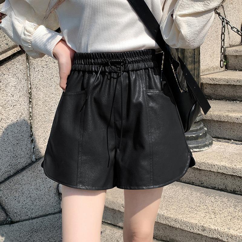 Women's Fall Winter Fashion PU Leather Wide Leg Shorts High Waisted Loose Casual Versatile A-Line Pants Mini Shorts Versatile Slim Fit Hot Pants
