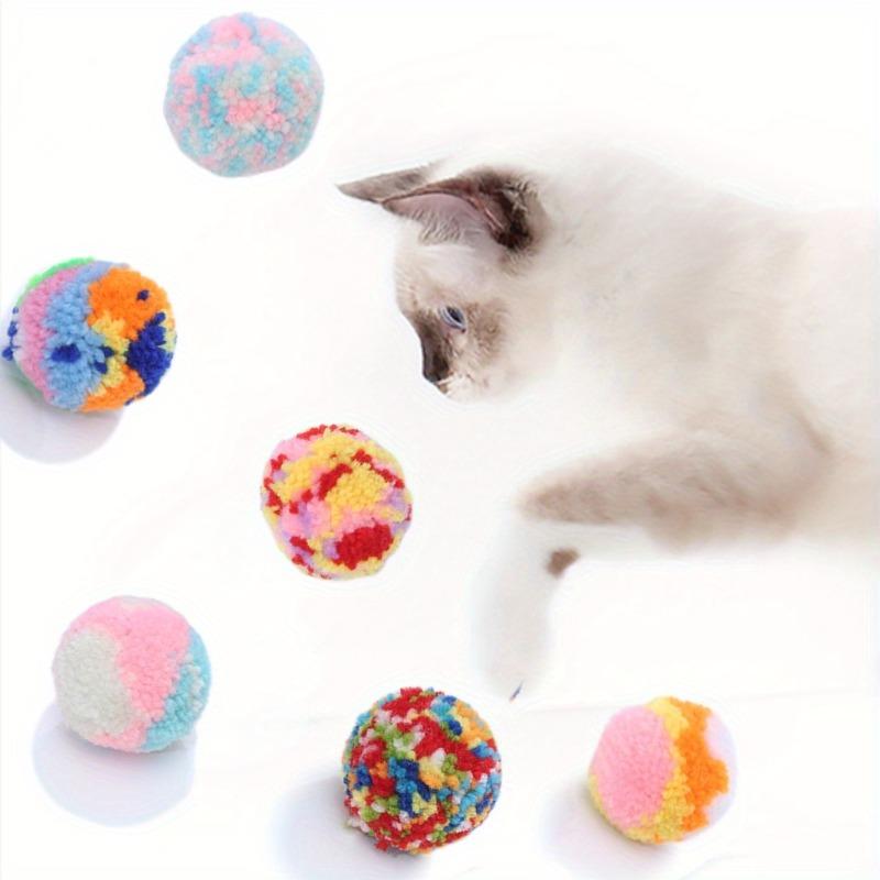 6PCS Colored Wool Ball Diameter about 5cm Pet Supplies Cat Toys Nibble Resistant Rolling Plush Ball Throw and Catch Ball.