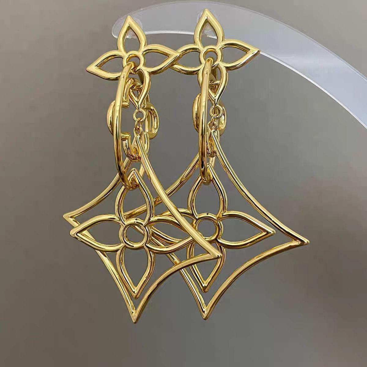 Серьги-гвоздики геометрической формы в виде ромба, серьги ретро-дизайна, серьги, подчеркивающие женственность