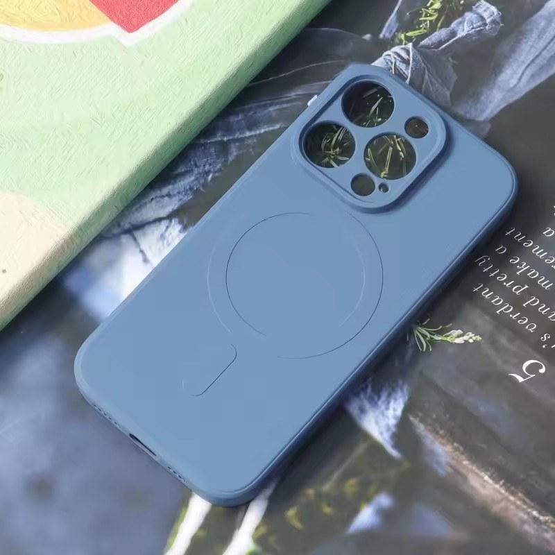 Liquid Magnetic Charging Case For iPhone17 Air 16 15 14 Plus 13 Pro Max 12 11 Pro XS Max XR Magsafe Silicone Cover