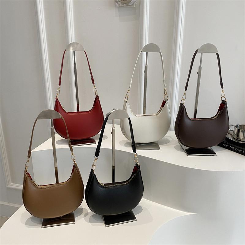 Simple Solid Color Dumpling Shaped Women Casual Shoulder Bag For Daily