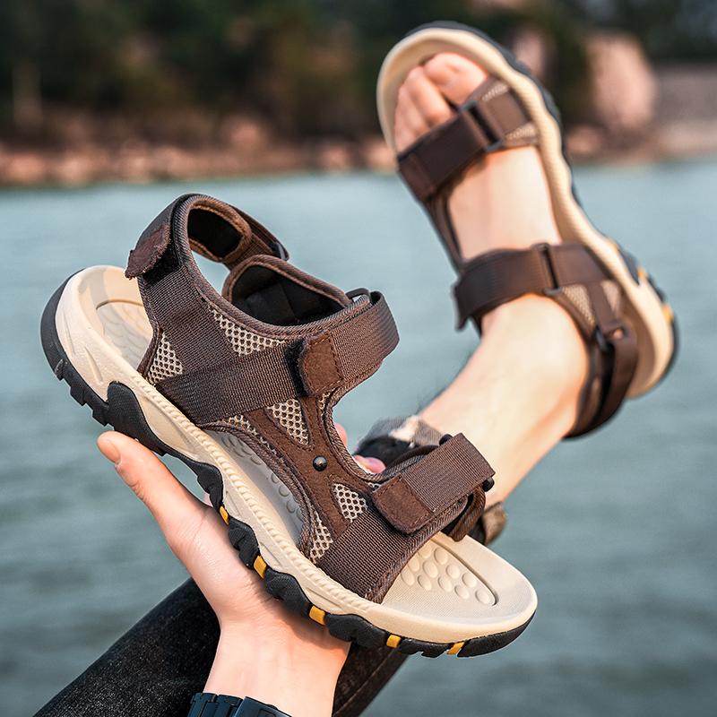 

Большой размер Летние удобные уличные мужские сандалии Легкая мужская обувь для мужчин Повседневная обувь Для ходьбы по воде Мягкие пляжные сандалии 39 коричневый