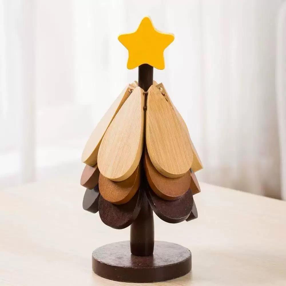 

A Tree-Shaped Premium Heat-Resistant Home Decorative Ornament – High-End Coffee Cup Coaster & Pot Holder, Christmas Tree–Themed