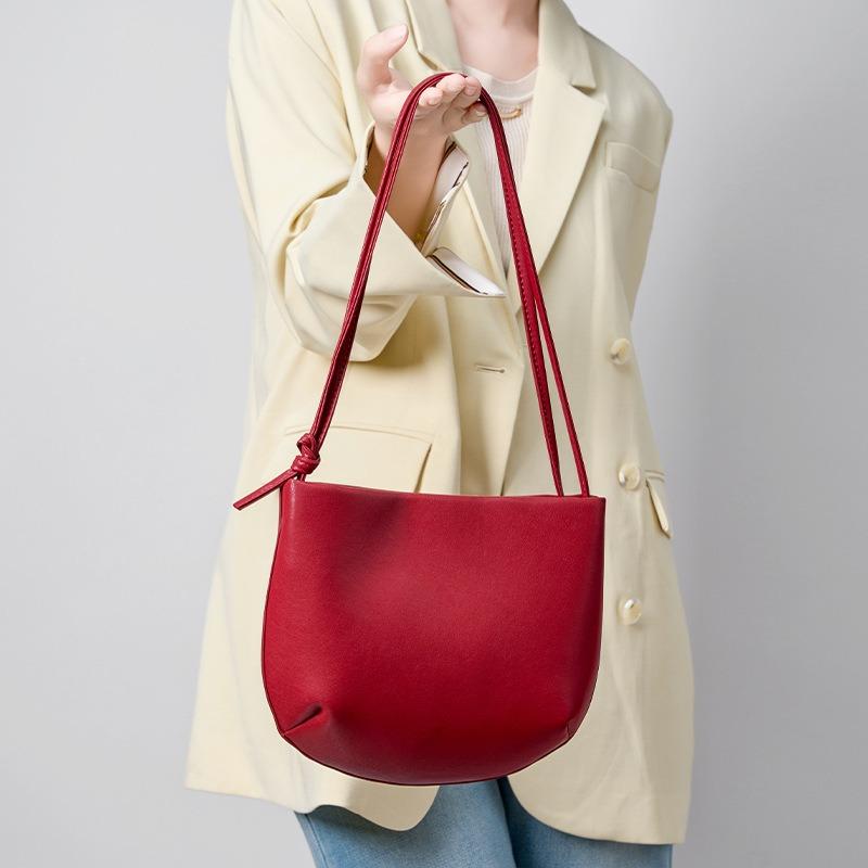 Red new women's commuter high-end simple shoulder bag, small summer women's portable leather versatile messenger bag, bag women