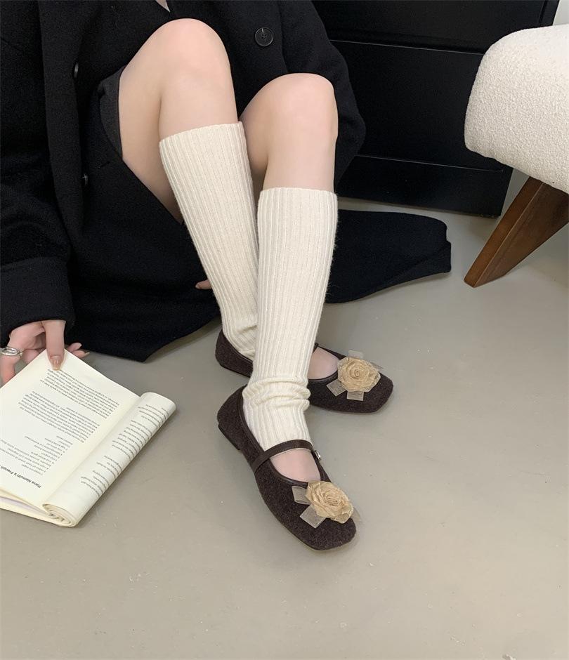 

Gentle fairy wind Mary Jane shoes girl 2025 new French temperament elegant flowers warm word evening shoes 39 темно-коричневого кольору