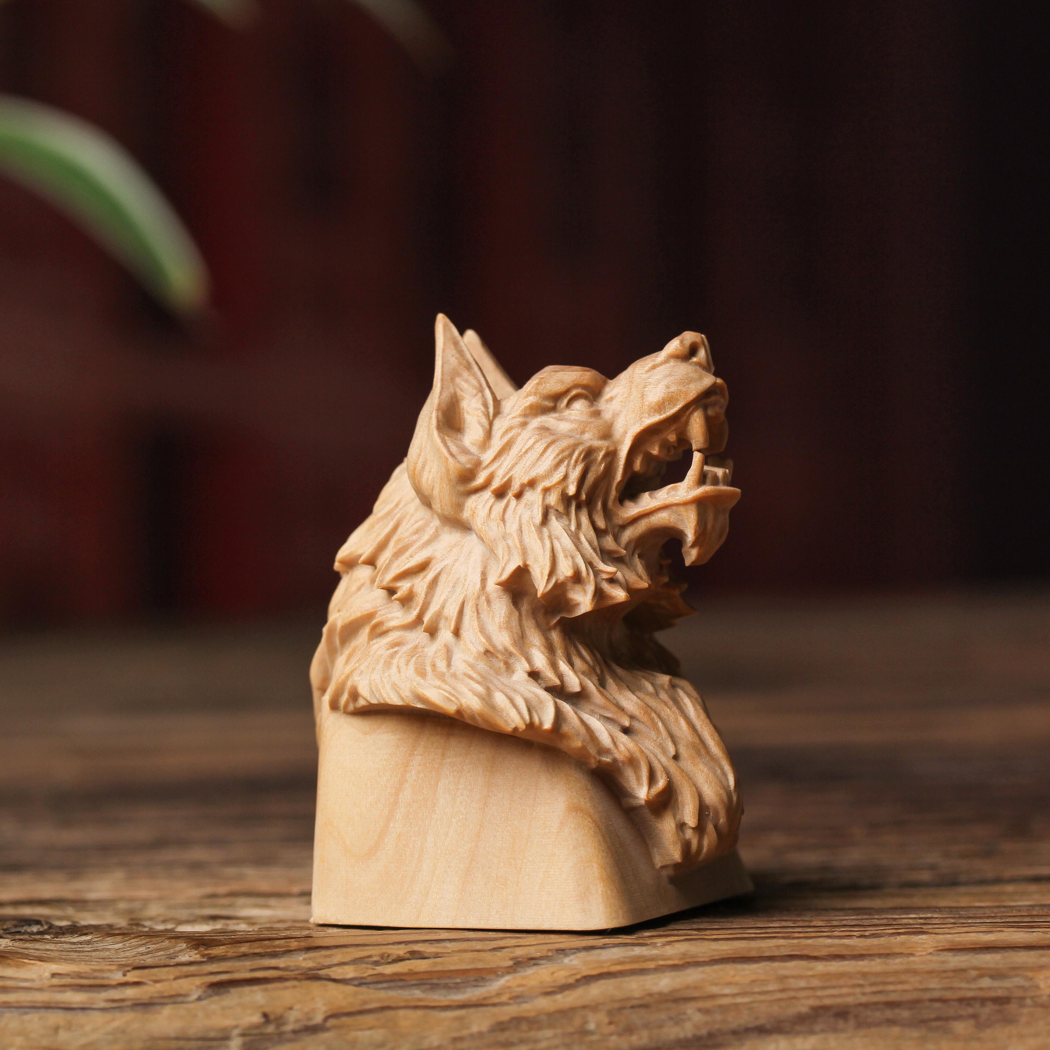 

Boxwood hand carved wolf Figure statue netsuke collectable gift