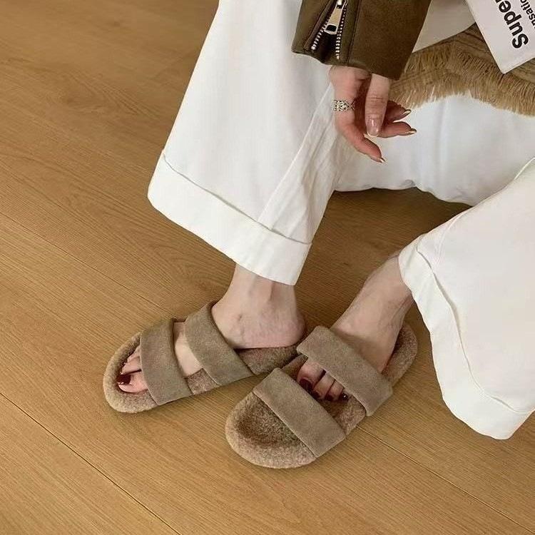 2025 Autumn and Winter Mao Mao Shoes Slippers Women's New French Style with Skirt Women's Shoes Wear One-word Thick-soled Slippers