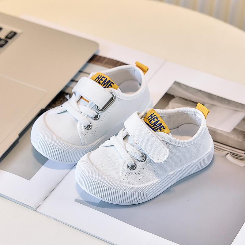 Atmungsaktive Kinder-Sneaker Jungen und Mädchen 2025 neue Schuhe Leinenschuhe Freizeitschuhe Klettverschluss Whiteboard-Schuhe