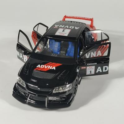 1:32 Mitsubishi Lancer Evolution EVO Nona Traccia Verniciato Sportivo Lega Metallica Pressofuso Modello Auto Casa Tendenza Giocattolo Ornamenti Festa