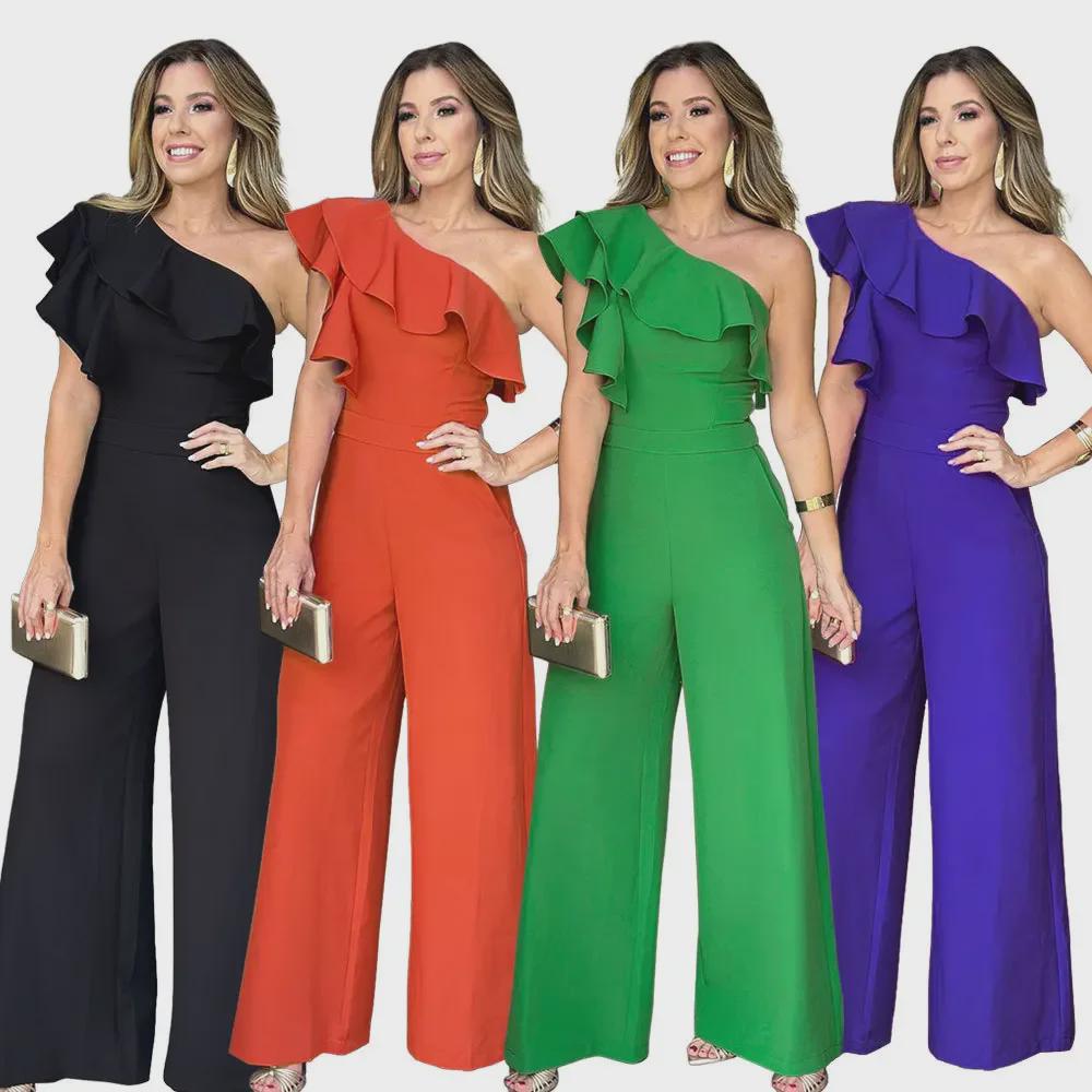 Volný dámský overal s volánky na jedno rameno a vysokým pasem