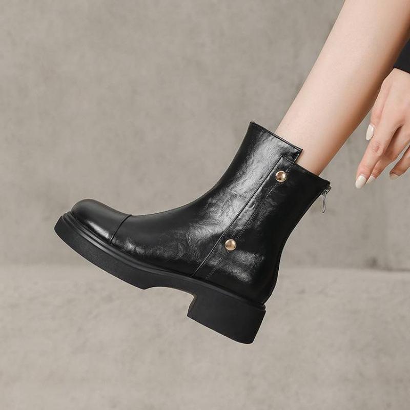 Autumn and winter women's platform Martin boots new solid color large size women's boots rear zipper middle heel round head medium boots women