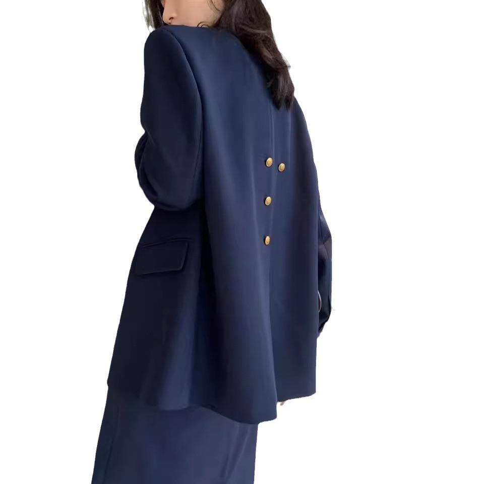 Dámský dvoudílný oblek tmavě modré barvy pro plnoštíhlé ženy, jaro 2023: Rovná sukně se zadním rozparkem