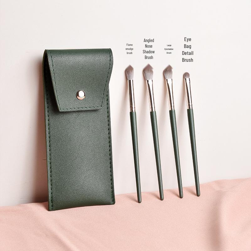 Little Grape 4-Piece Eyeshadow Brush Set with Soft Bristles and Portable Bag