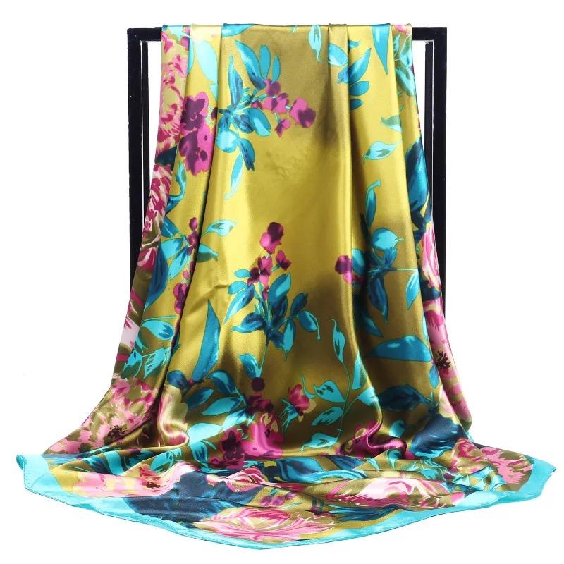 Europe And America Square Shawls Four Seasons Popular Silk Scarves Luxury Style Sunscreen Kerchief New Fashion 90X90CM Headcloth