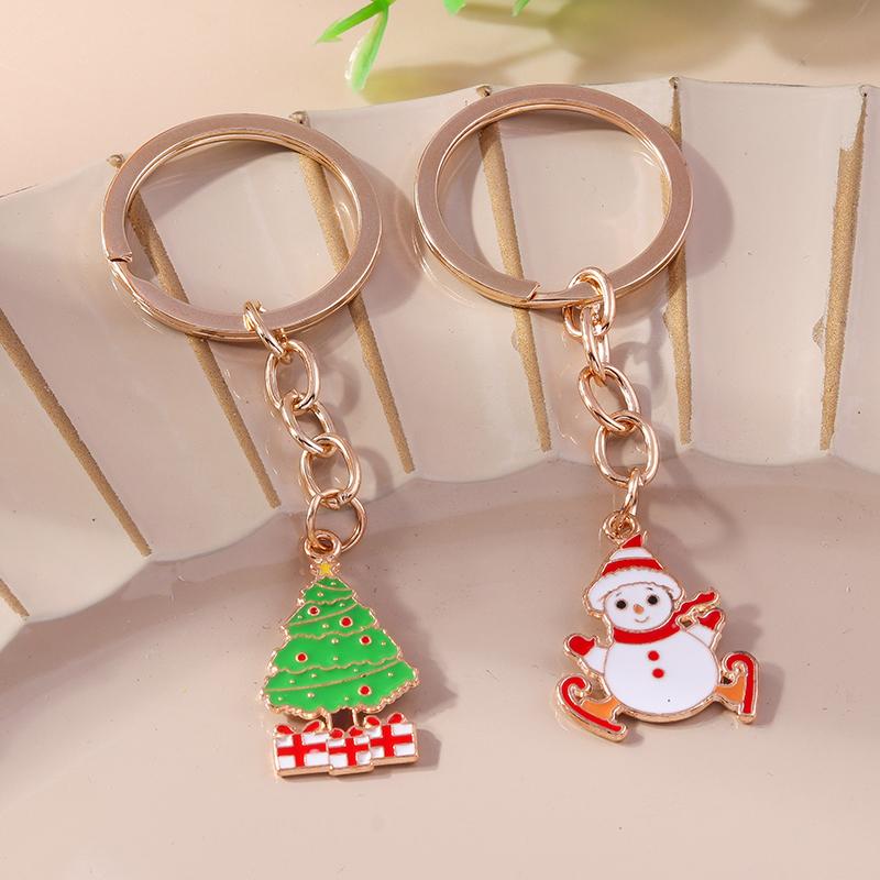 Cute Enamel Christmas Keychain Snowman Santa Claus Key Ring Pendant for Key Holder Women Girls Handbag Charms DIY Jewelry Gift
