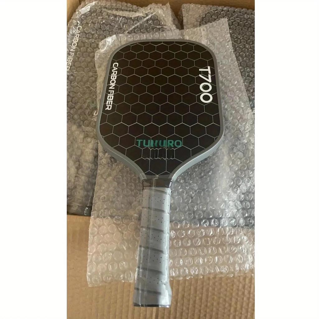 Professional pickleball racket made of T700 carbon fiber, suitable for outdoor games and activities