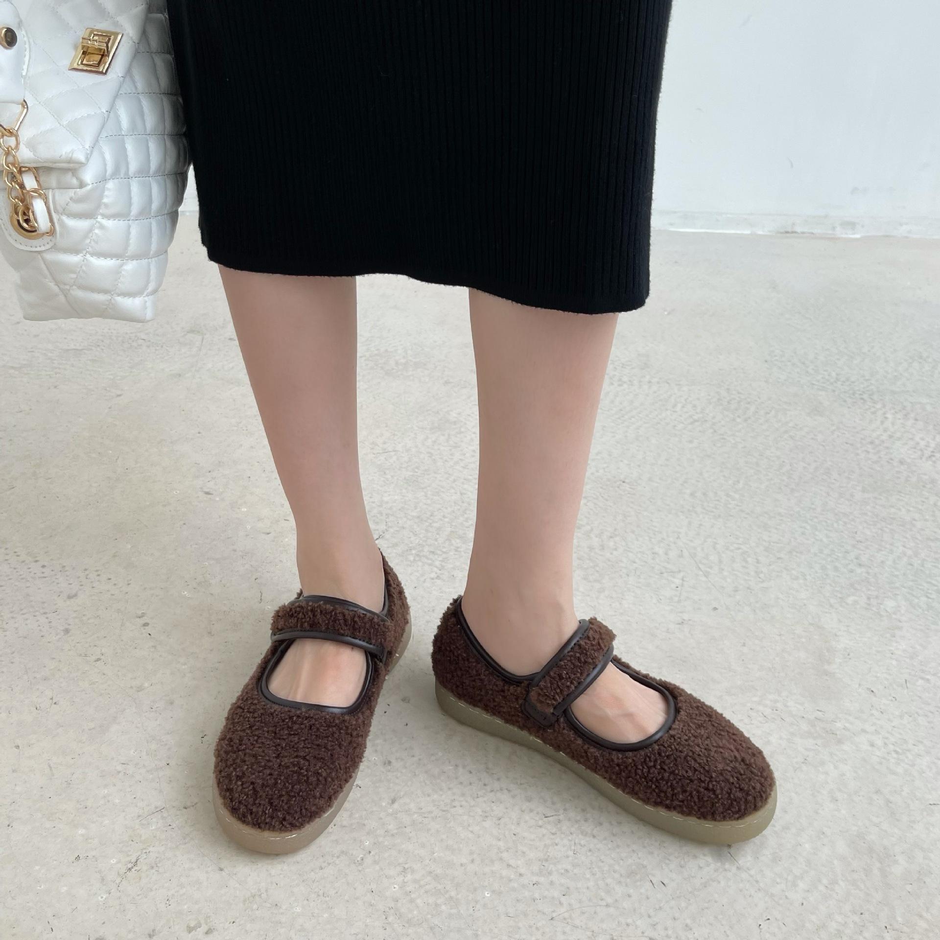 

Fashion Hook & Loop lambswool mary janes woman fur flats winter cotton shoes women thicken soled fleeces loafers warm plush moccasins 6.5 коричневый