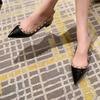 Nieten-Designer 2025 Frühling neue sexy spitze High Heels elegantes Kleid Party bequeme verschleißfeste Damen Schnallensandalen34-40