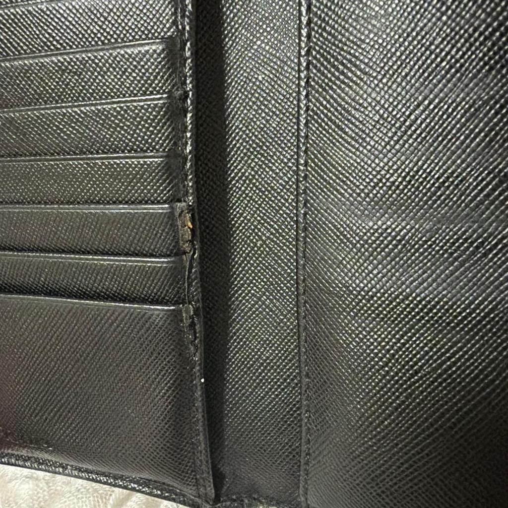 Used PRADA Black Saffiano Leather Bi-fold Wallet