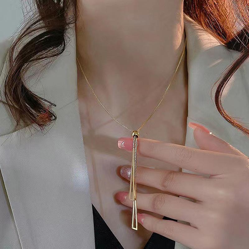 Fashion Long Pendant Necklaces For Women Y2K  Adjustable Clavicle Chain Light Luxury Sweater Chain Jewelry Accessories Gifts