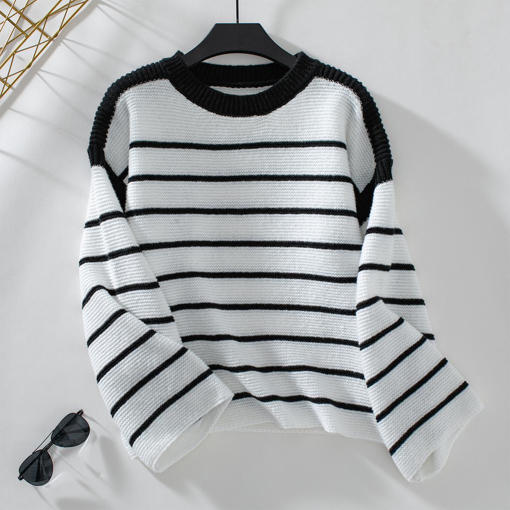 Autumn Winter Black White Stripe O-neck Pullover Sweater for Women's Outerwear Casual Oversized Lazy Style Knitted Sweaters Tops