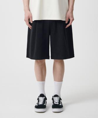 Double Knit One-Tuck Wide Sweat Shorts [Black]