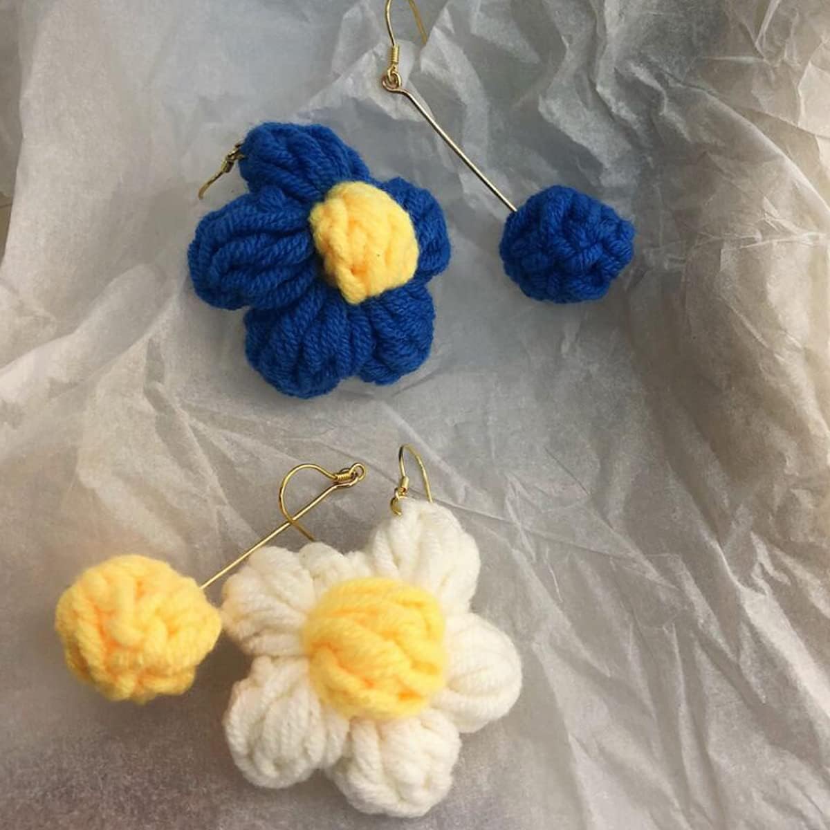 FZBNSRKO Crochet Wool Flowers,100pcs Crochet Flowers Knitted Handmade Applique Crochet Floral Applique Flower Patch Embellishments DIY Hair