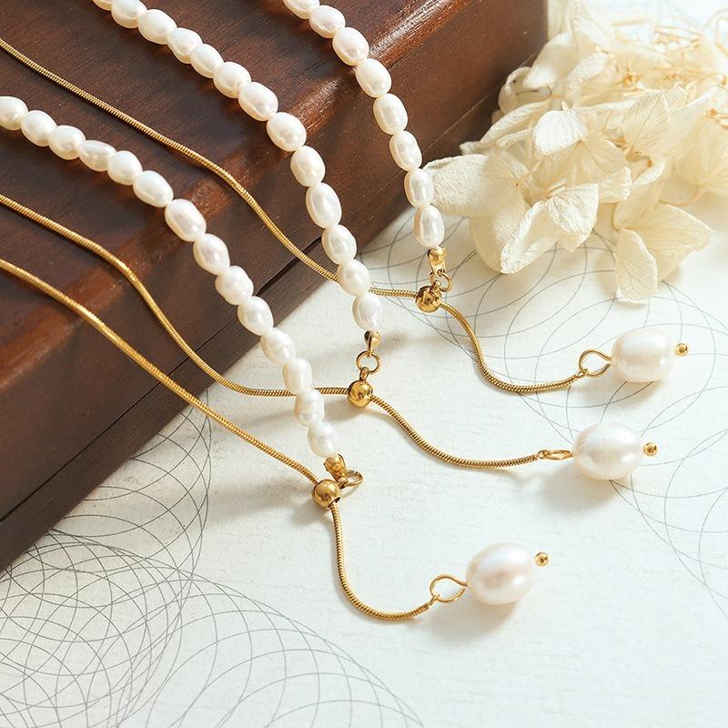 Luxury European Style Freshwater Pearl Titanium Steel Gold Plated Snake Bone Necklace For Women