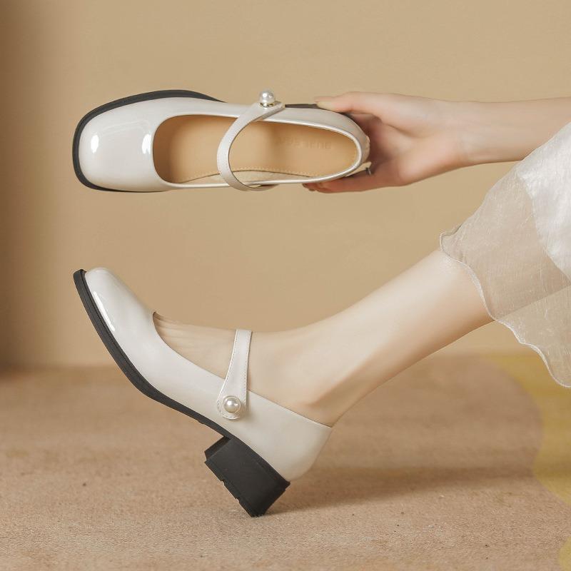 Single shoes retro Mary Jane single shoes women's round head patent leather high thick heel small leather shoes