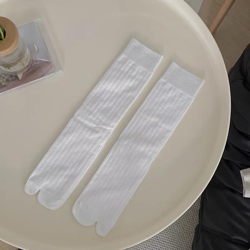 1/4pairs Japanese Fashion Two Toe Socks for Men Women Harajuku Sweaty Deodorant Fashion Two Finger Sock Toe Separation Socks