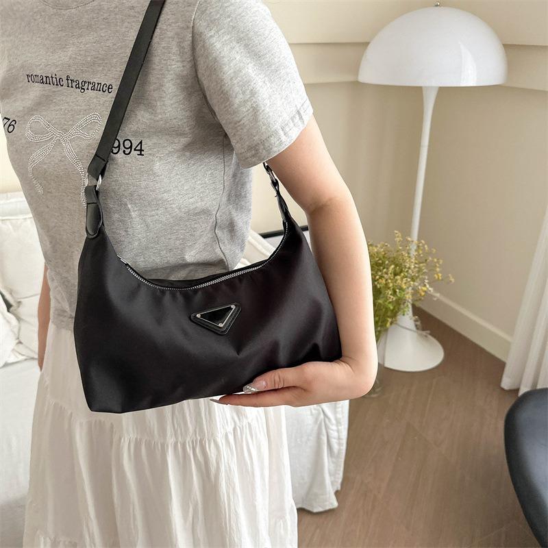 Oxford cloth versatile temperament underarm bag new bag women's style simple handbag women's shoulder bag
