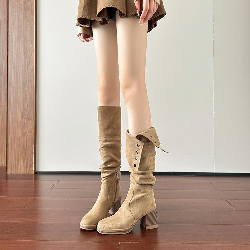 

Новые плиссированные ботфорты можно сложить дважды, коричневые ботинки, толстые каблуки и толстая подошва, но до колена. 35