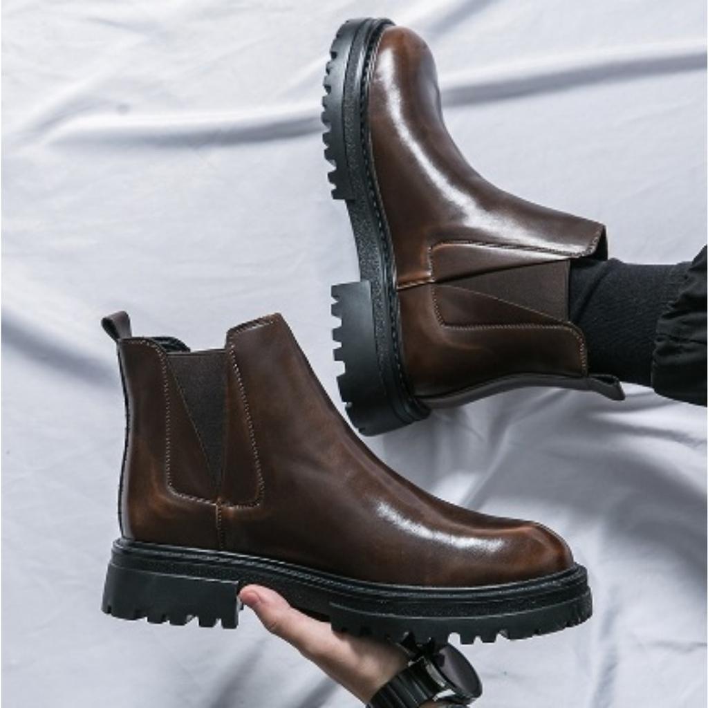 Casual Fashion Thick-soled Martin Boots Men's Korean Version of British Style High-top Foot Cover To Increase the Height of Short Boots Men