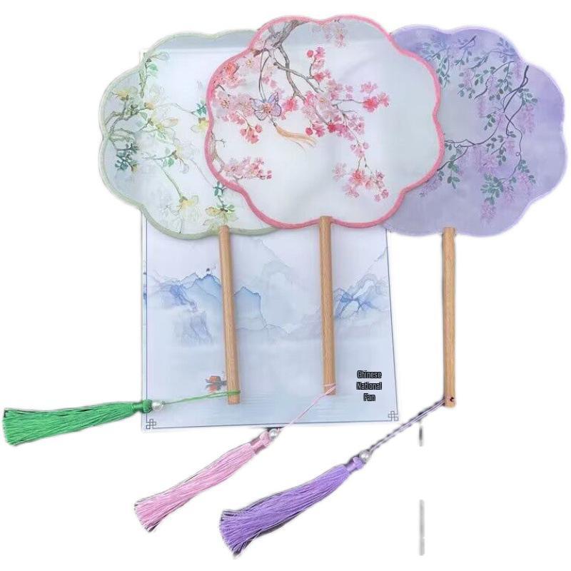 Children's Retro Style Round Hand Fan - Classical Chinese Design for Hanfu, Cheongsam, Catwalk, and Dance Performance